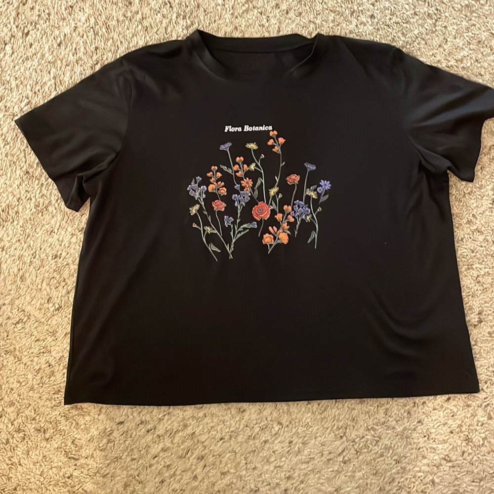 Tee shirt